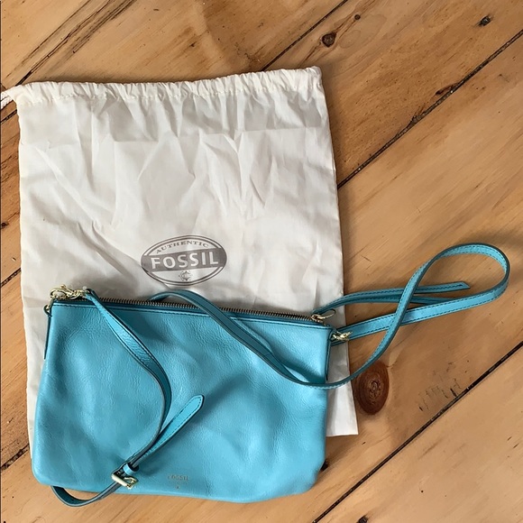BABY BLUE FOSSIL CROSSBODY - Picture 2 of 5